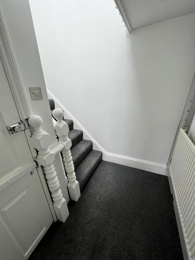 Lovely 2 Bedroom Flat With Roof Terrace In London Nw6 Bagian luar foto